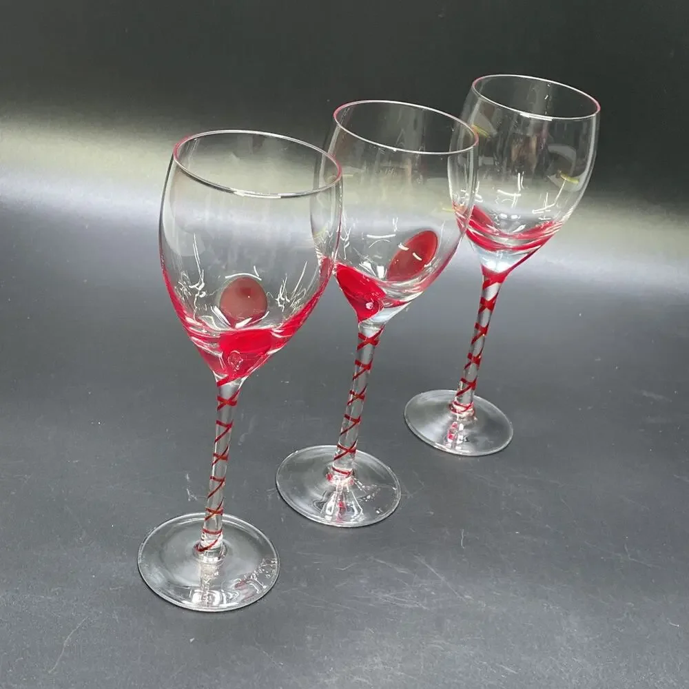 Pier 1 set hand